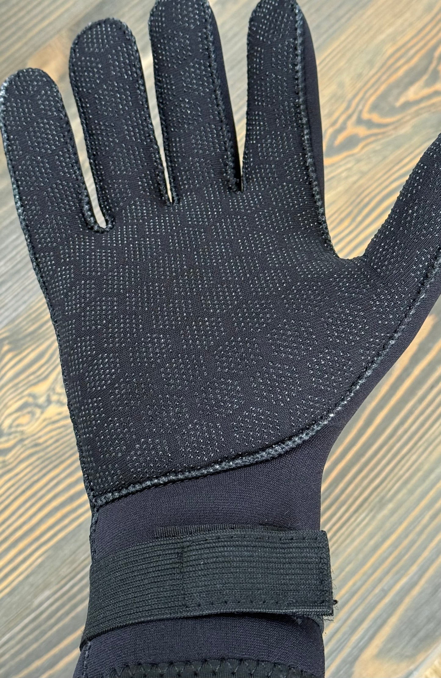 TRIATHLONSPORT NEOPREENIHANSKAT (3mm) TARRAKIINNITYKSELLÄ